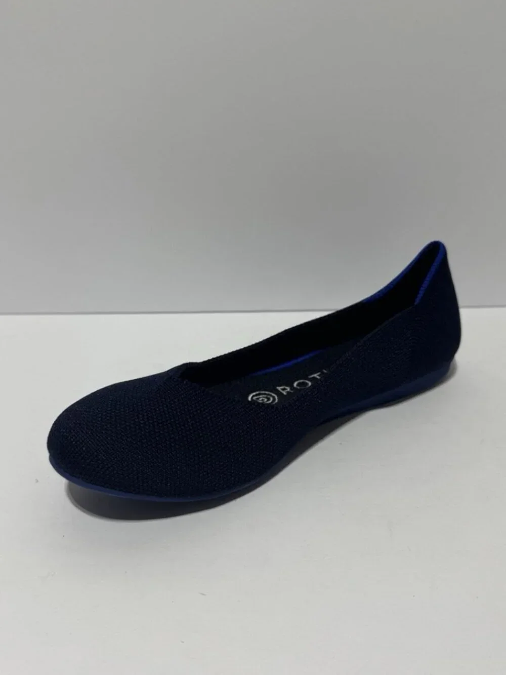 Rothys The Flat Round Toe Navy Solid Size 7.5 M